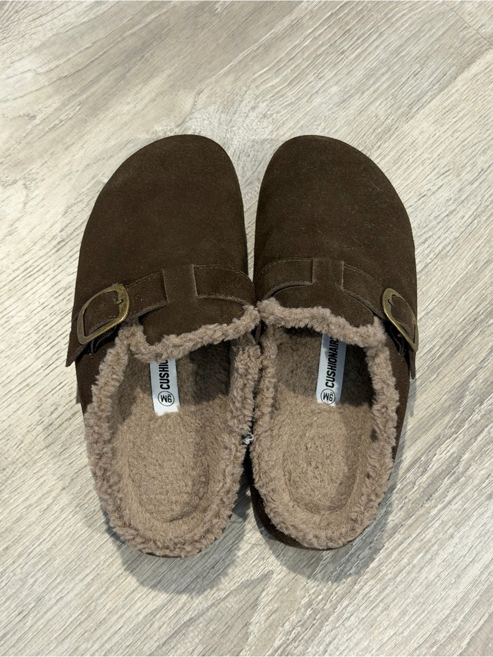 Suede leather mules with fur on inside